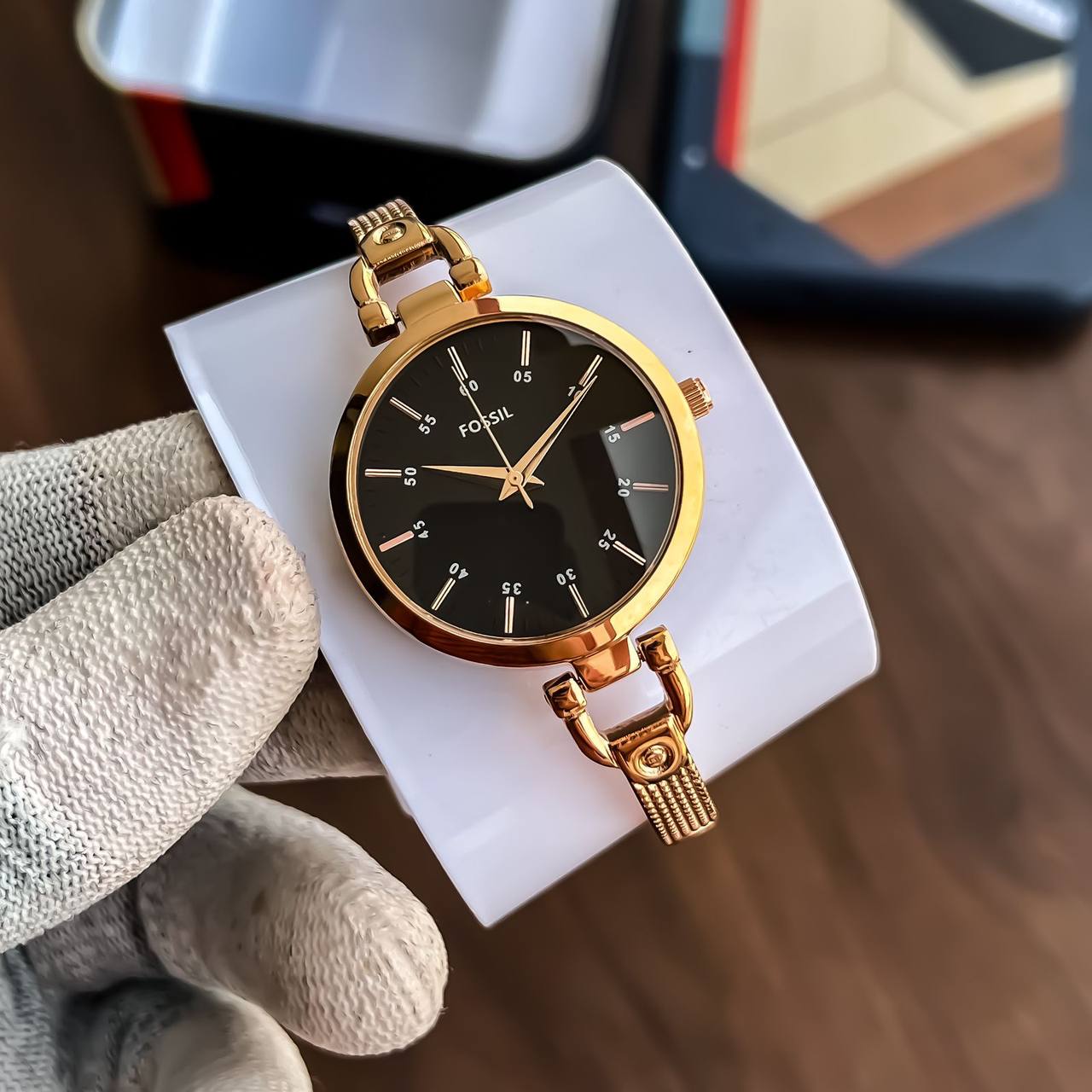 FOSSIL